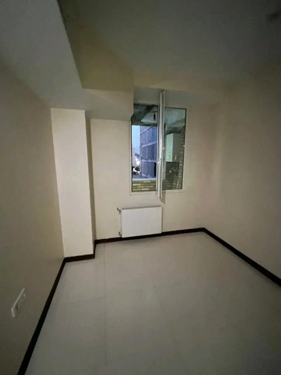 واحد۹۰متری/ نماتراورتن/ با آسانسورو پارکینگ سندی|فروش آپارتمان|شهریار, شهرک شاهد|دیوار