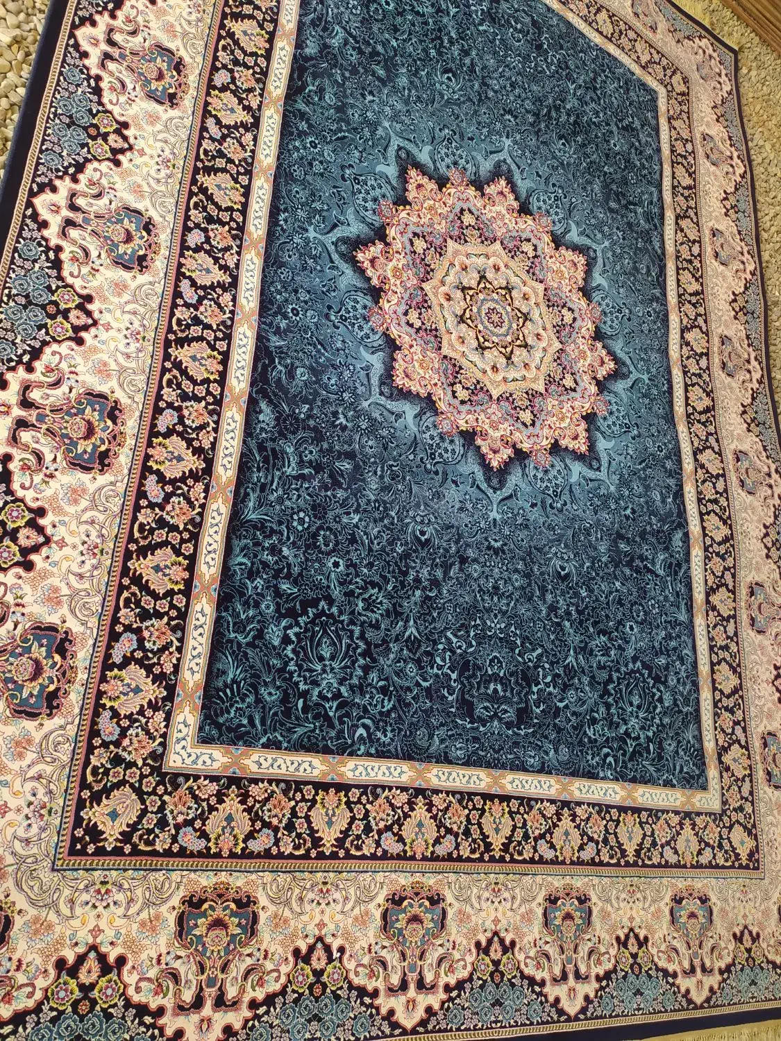 فرش 1200شانه|فرش|کرج, خرمدشت|دیوار