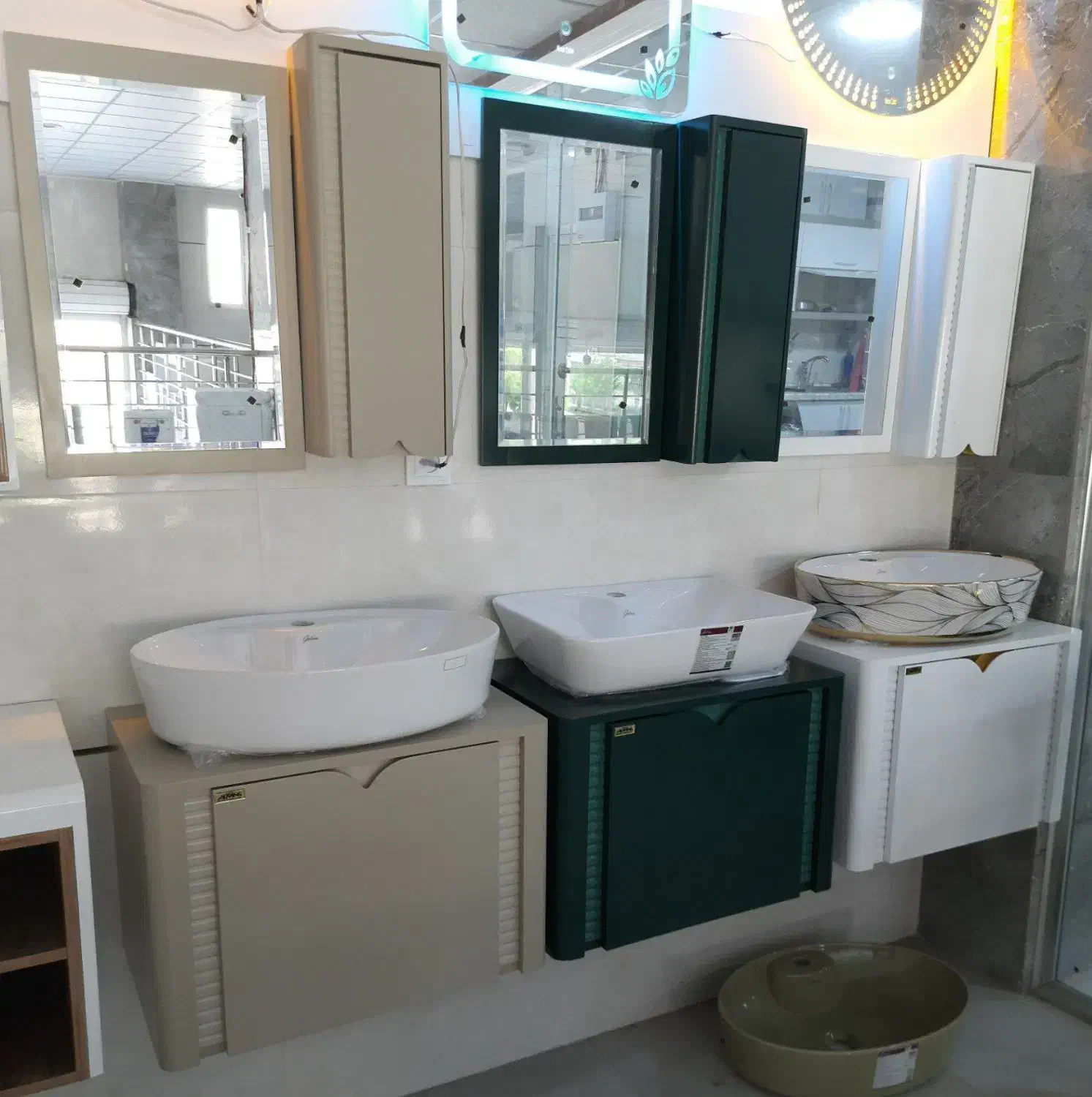 تولیدی روشویی pvc|لوازم سرویس بهداشتی|باقرشهر, |دیوار