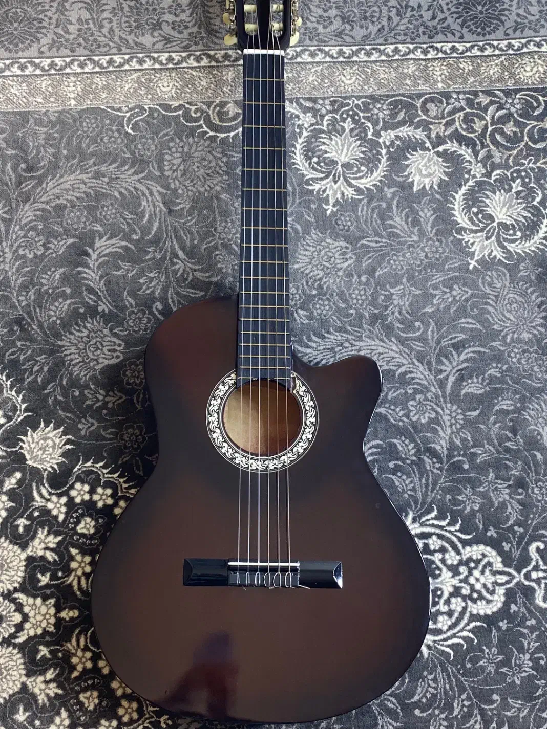 گیتار|گیتار، بیس، امپلیفایر|تبریز, |دیوار