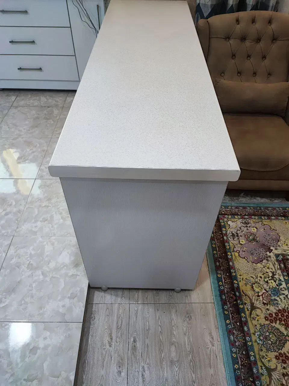 کانتر نهارخوری|میز و صندلی غذاخوری|اندیشه, اندیشه فاز ۴|دیوار