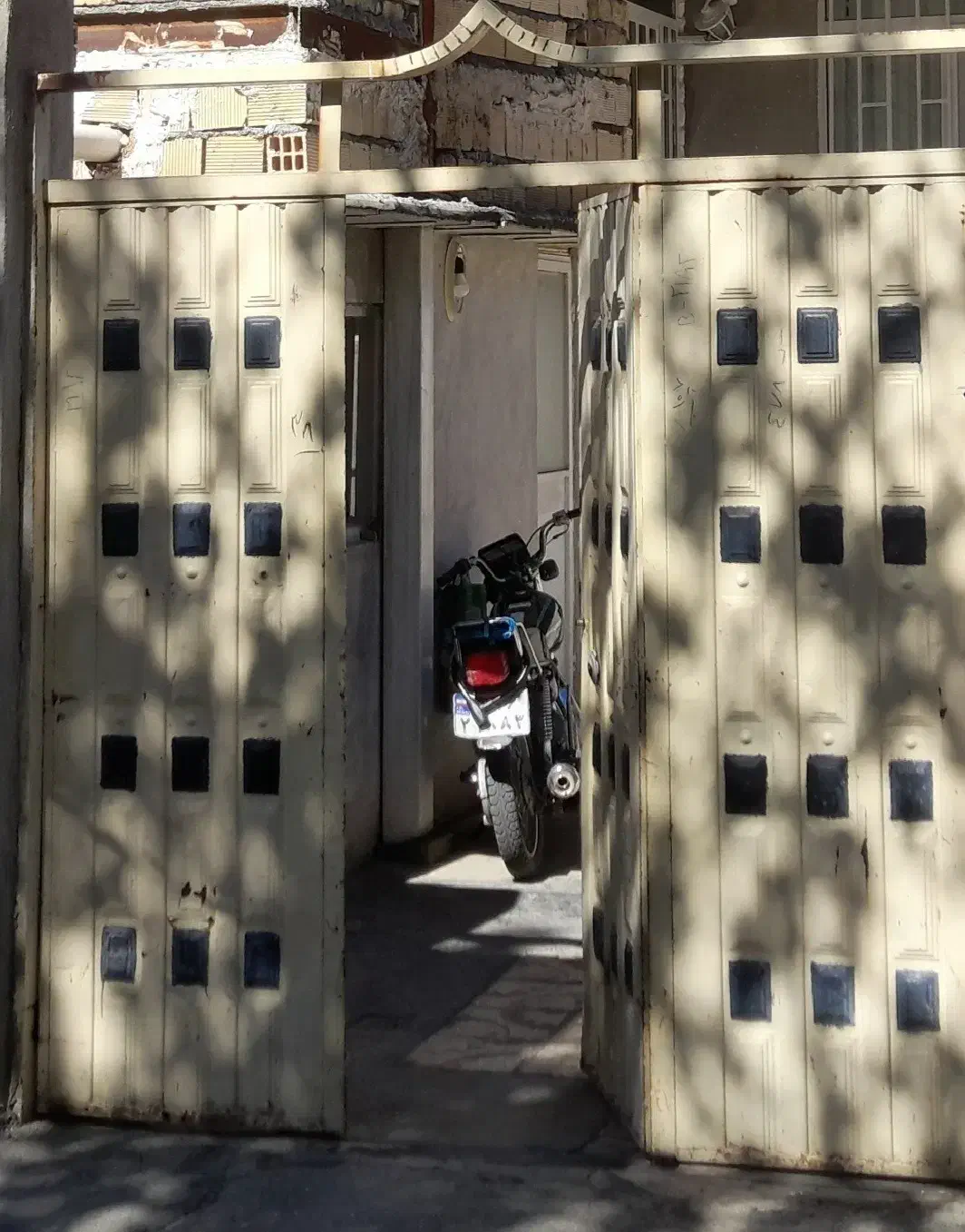 فروش درب حیاط ماشین رو|مصالح و تجهیزات ساختمان|صحنه, |دیوار