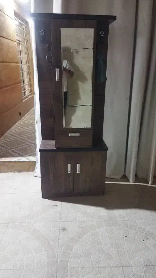 جاکفشی|جاکفشی، کمد، دراور|برازجان, |دیوار