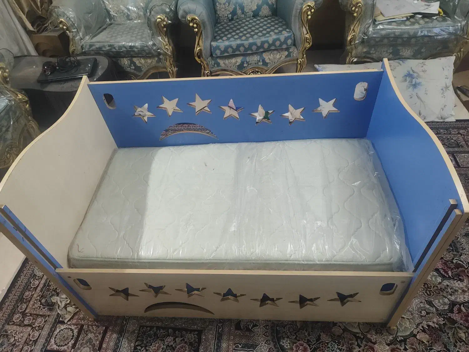 تخت کودک|تخت و صندلی بچه|تبریز, |دیوار