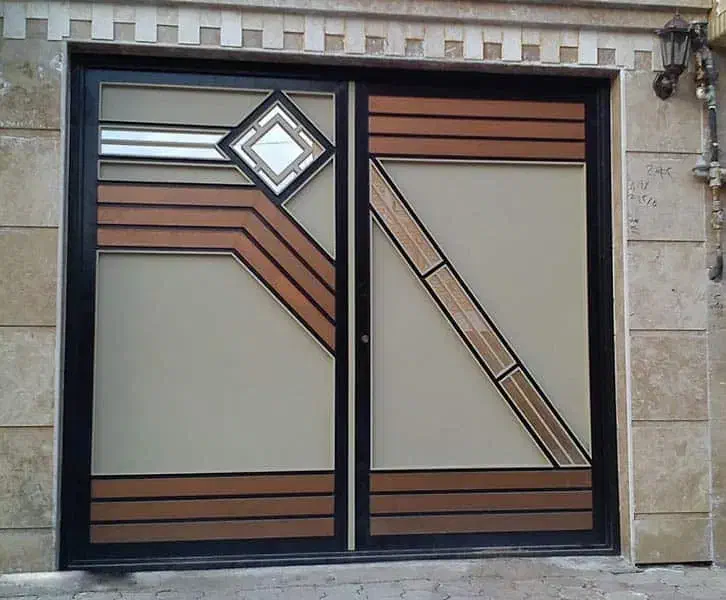 نقاشی ورنگ امیزی ولکه گیری وخورده کاری ساختمان|خدمات پیشه و مهارت|سنندج, |دیوار