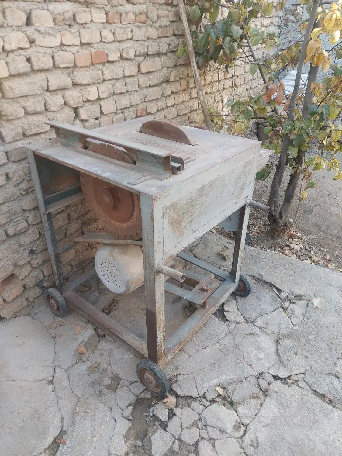 آره برش آجر سه کاره سه فاز|ماشینآلات صنعتی|نهاوند, |دیوار