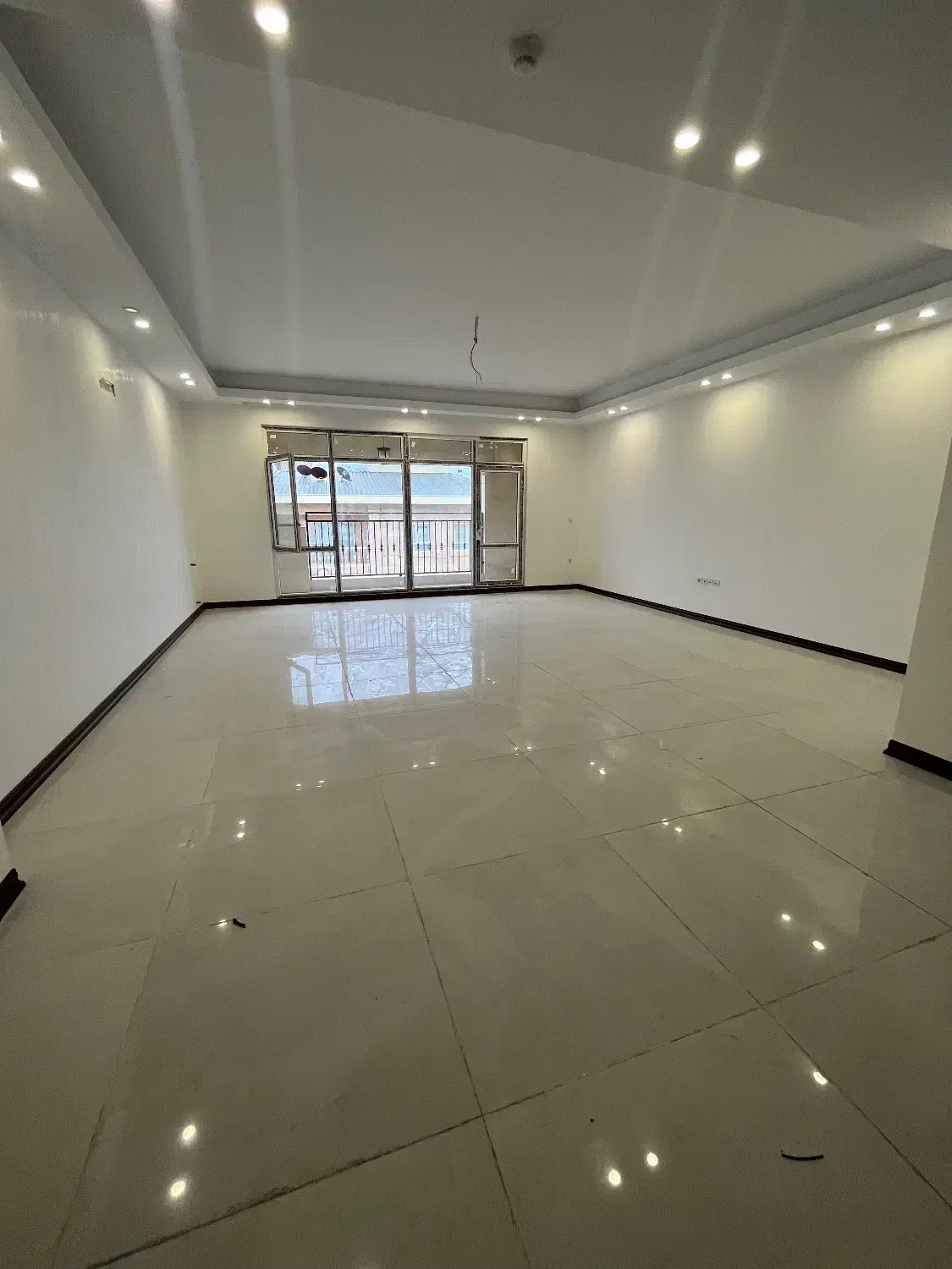 ۱۲۵ متر نوساز شیک و خوش ساخت لوکیشن خوب فروشی|فروش آپارتمان|تنکابن, |دیوار