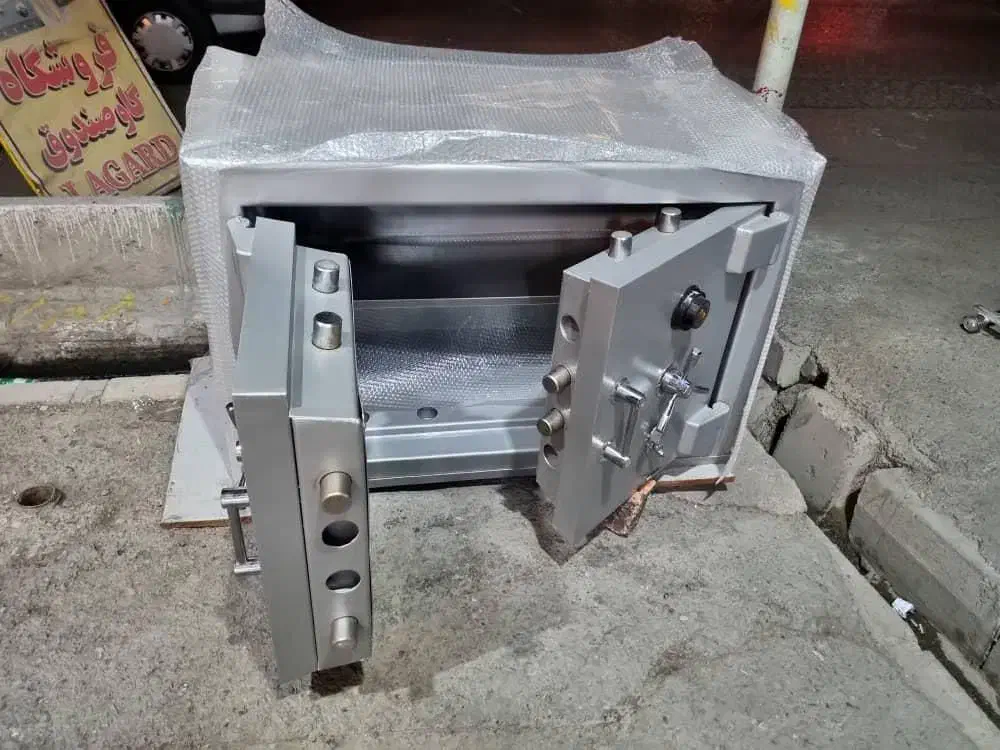 چکی گاو صندوق کاوه اصل استوک تعمیرقفل رمز گاوصندوق|فروشگاه و مغازه|ارومیه, |دیوار