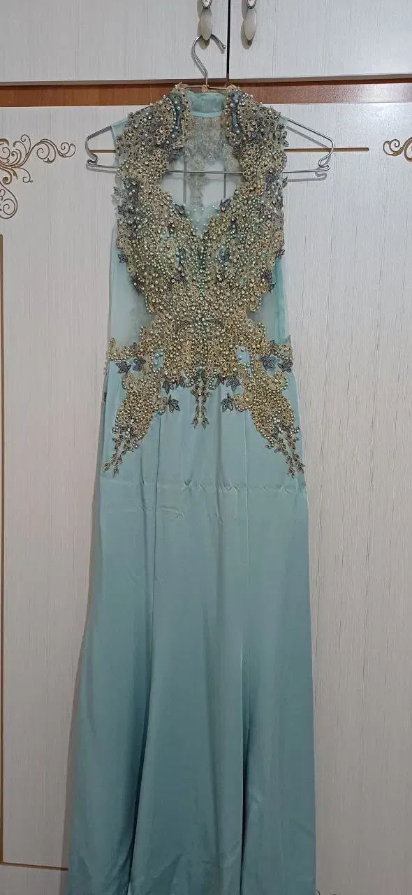 لباس مجلسی|لباس|ورامین, ورامین|دیوار