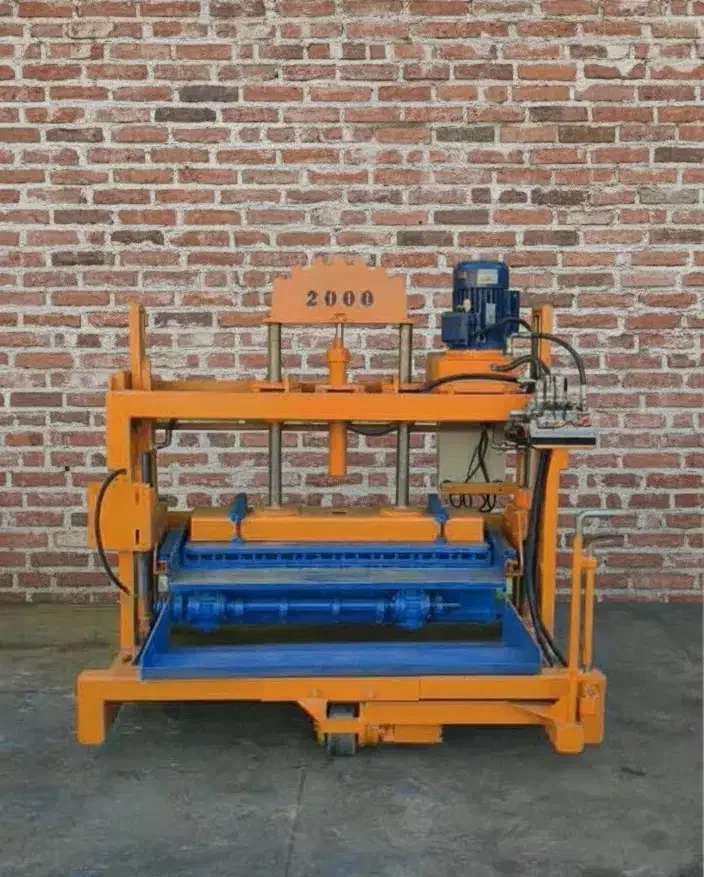 دو دستگاه بلوک زن پرسی هیدرولیک و یک دستگاه میکسر|ماشین‌آلات صنعتی|تهران, شهرک شریفی|دیوار