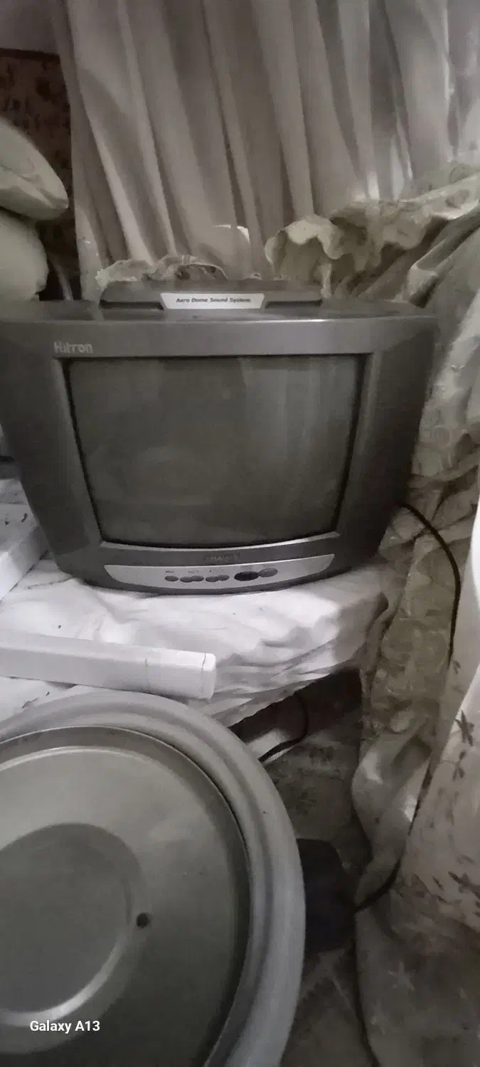 تلویزیون|تلویزیون و پروژکتور|لنگرود, |دیوار