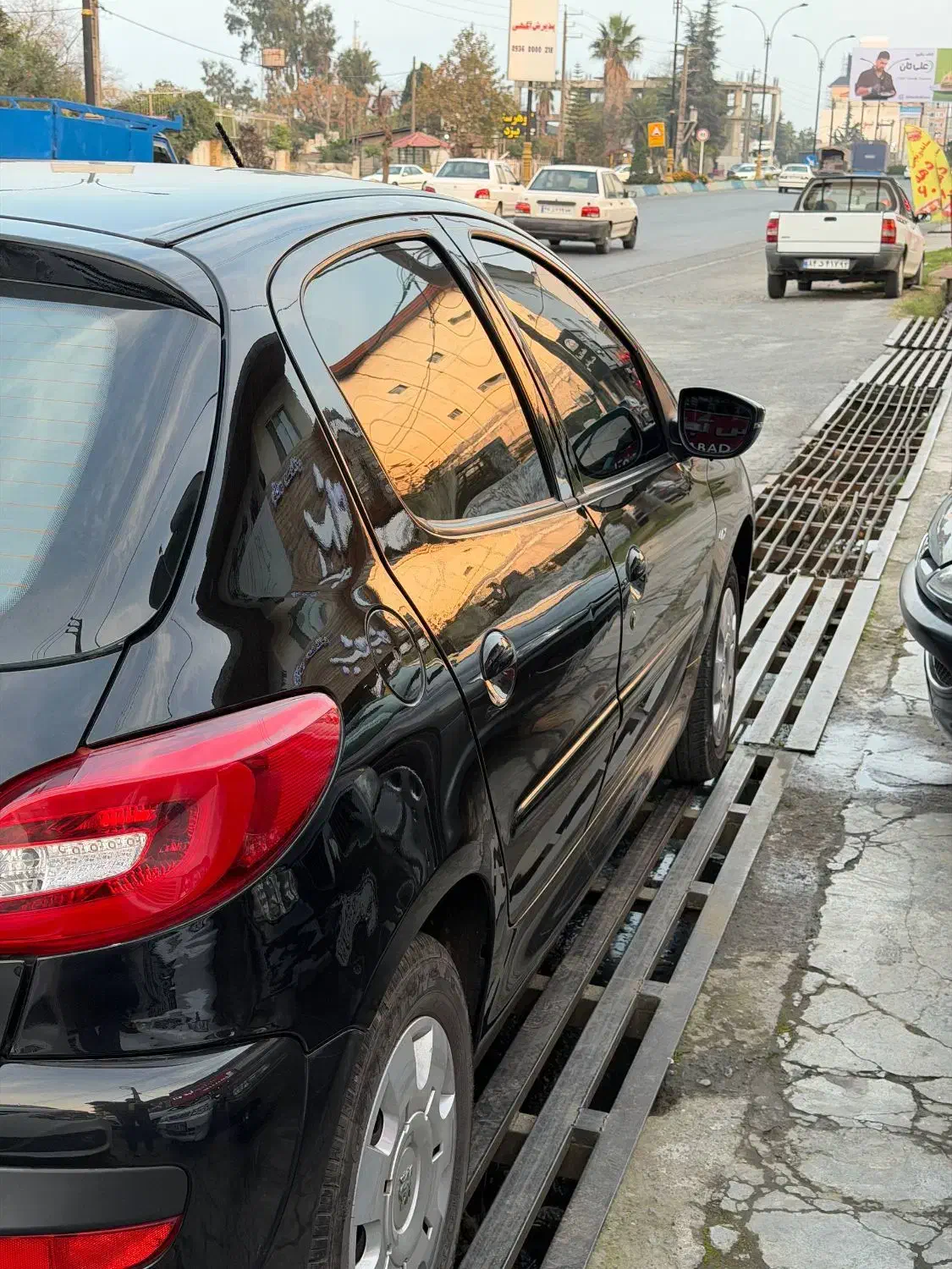 207 مدل 1401|خودرو سواری و وانت|عباسآباد, |دیوار