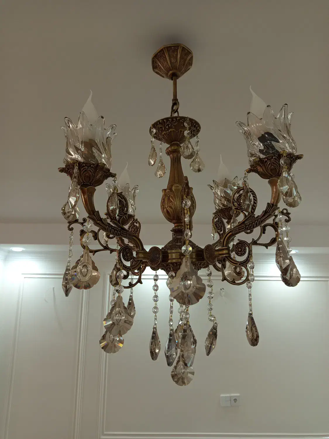 ۲ تا لوستر چهار شاخه در حد نو|لوستر و چراغ آویز|اراک, |دیوار