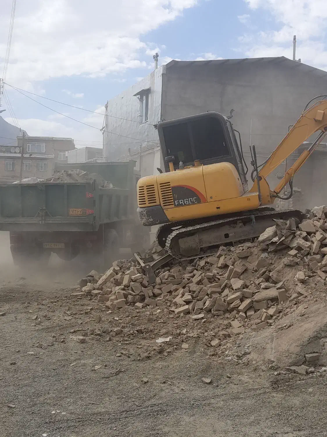 اجاره مینی بیل|خدمات حمل و نقل|همدان, |دیوار