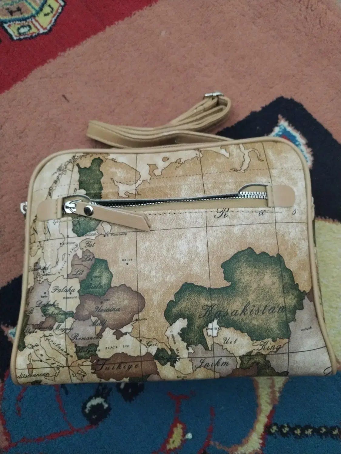 کیف زنانه|کیف، کفش، کمربند|قم, بنیاد|دیوار