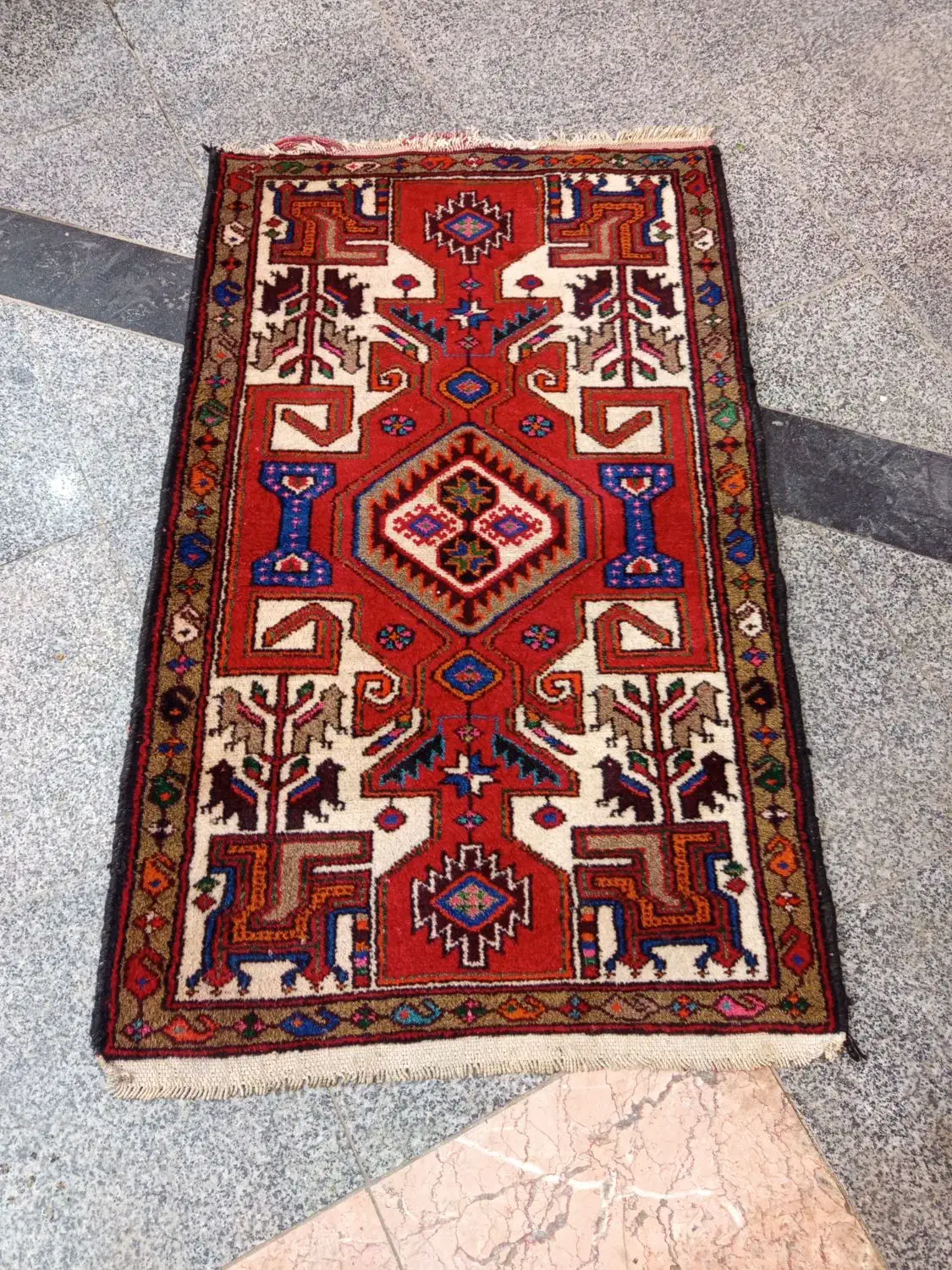 فرش دستباف عتیقه|فرش|ساوه, |دیوار