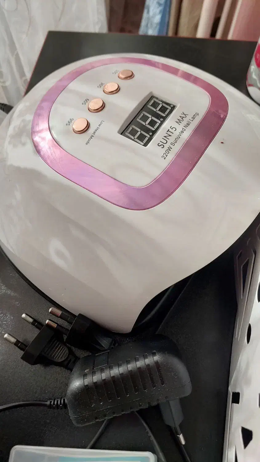 لوازم کاشت ناخن|آرایشی، بهداشتی، درمانی|رشت, پاستوریزه|دیوار