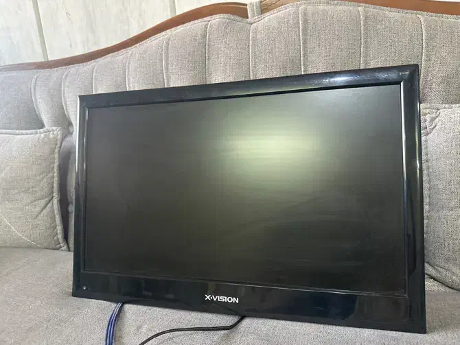 مانیتور تلوزیون ایکس ویژن۲۴اینچ|تلویزیون و پروژکتور|مشهد, مصلی (کارمندان اول)|دیوار