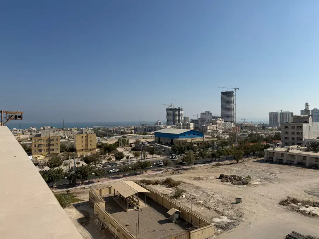 ۱۰۰ متر کامل طبقه 4 صفر کلید نخورده|فروش آپارتمان|قشم, |دیوار