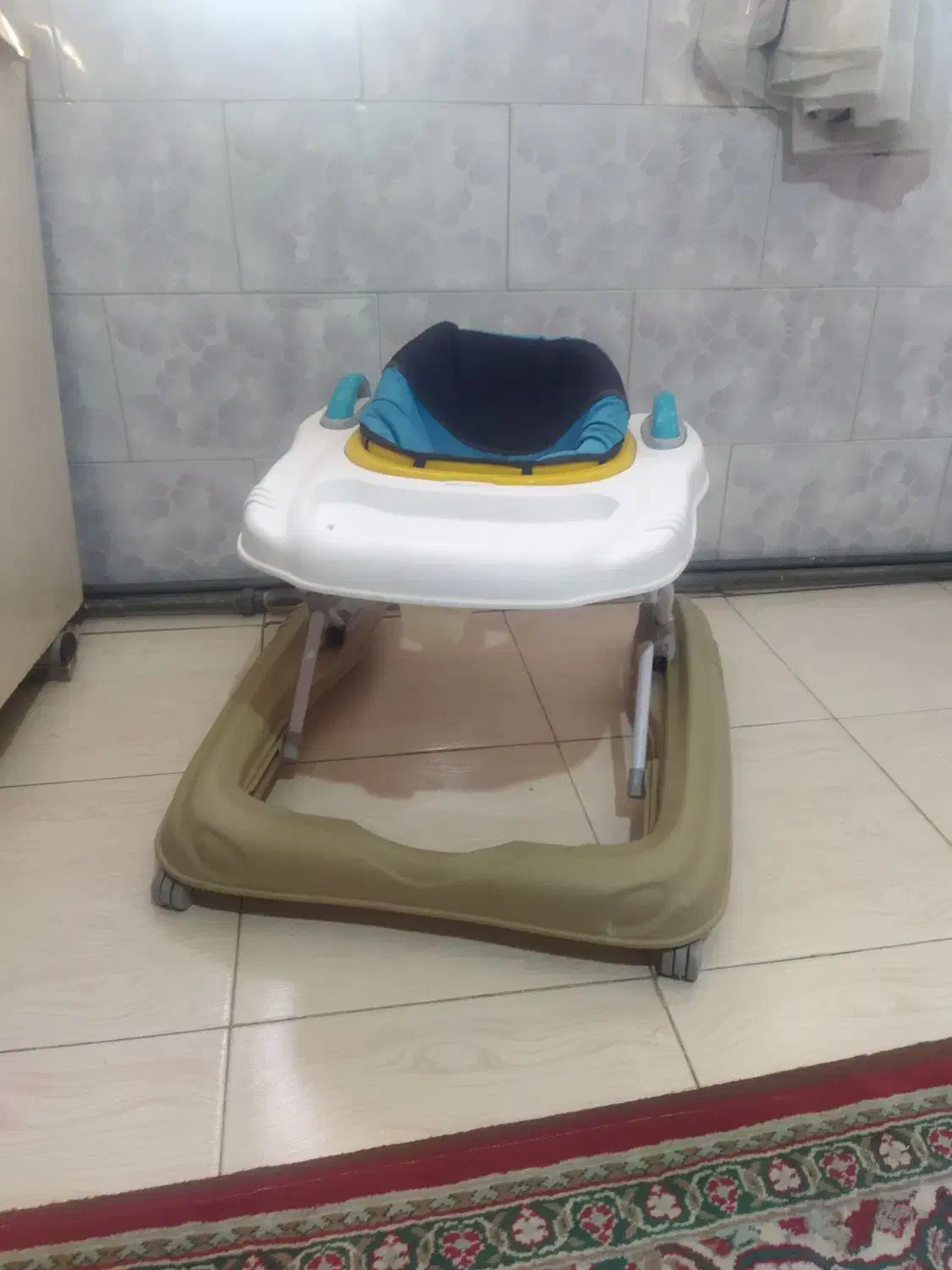 روروک دلیجان سالم بدون  شکستگی|اسباب‌بازی بچه|محمدیه-قزوین, |دیوار