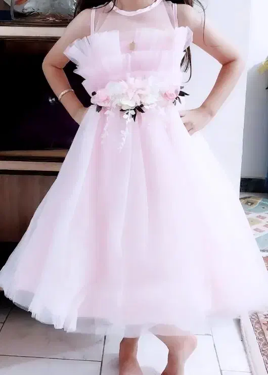 لباس عروس کودک|کفش و لباس بچه|رشت, پل تالشان|دیوار