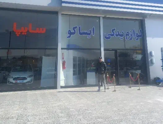 نصاب تابلو|خدمات پیشه و مهارت|مشهد, حجت|دیوار