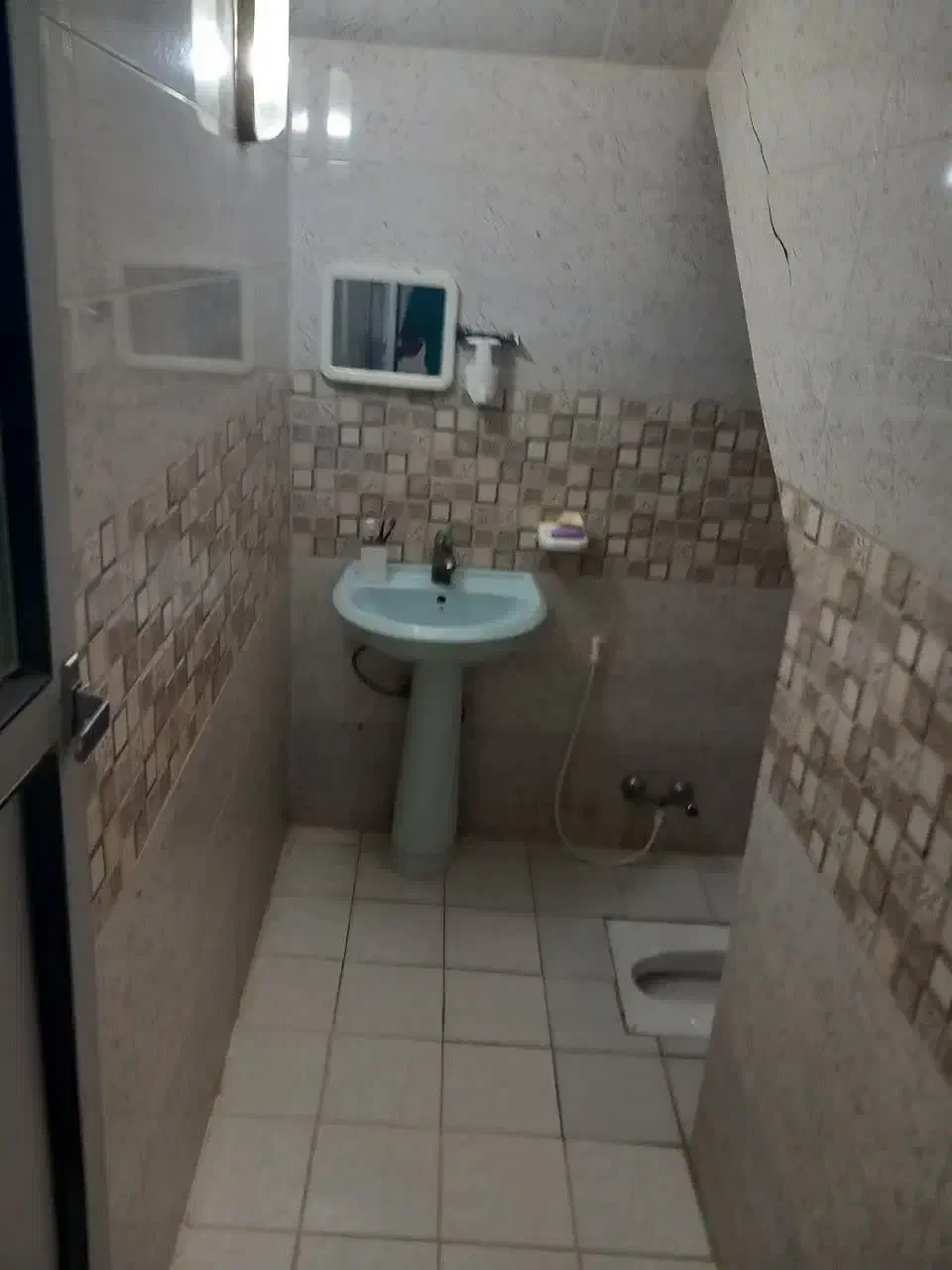 یک باب زیرزمین 100متری|اجارهٔ خانه و ویلا|قم, نوبهار|دیوار