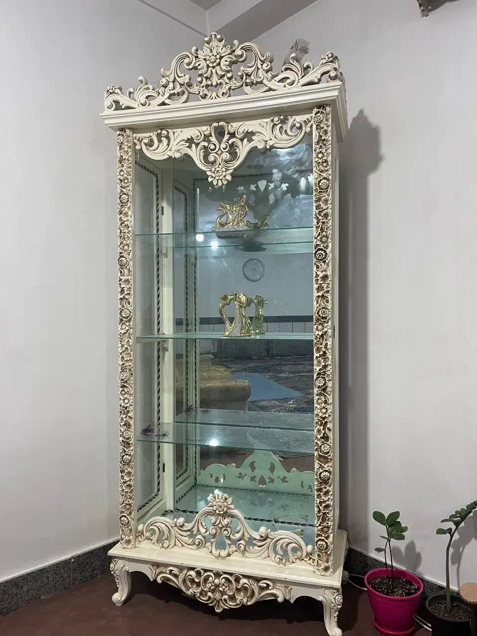 بوفه در حد نو|بوفه، ویترین، کنسول|نکا, |دیوار