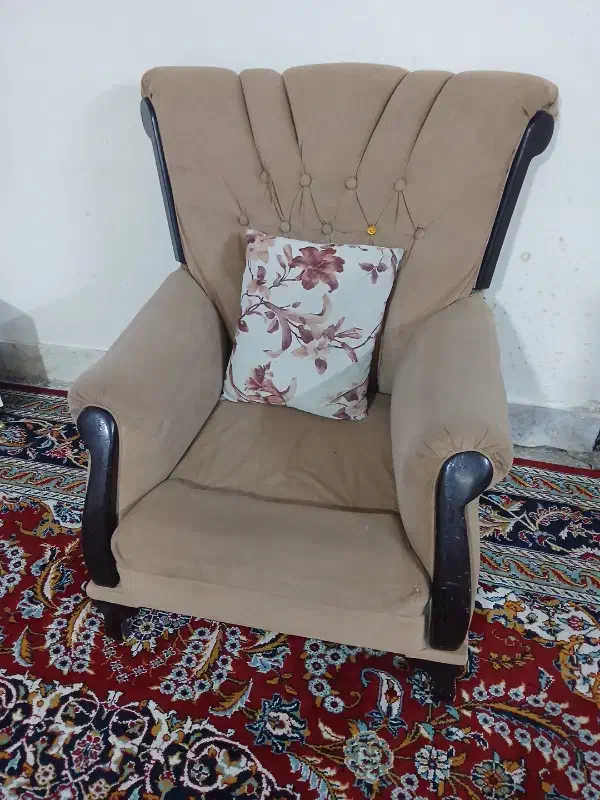 مبل ۷ نفره|مبلمان خانگی و میز عسلی|مشهد, شهید بصیر|دیوار