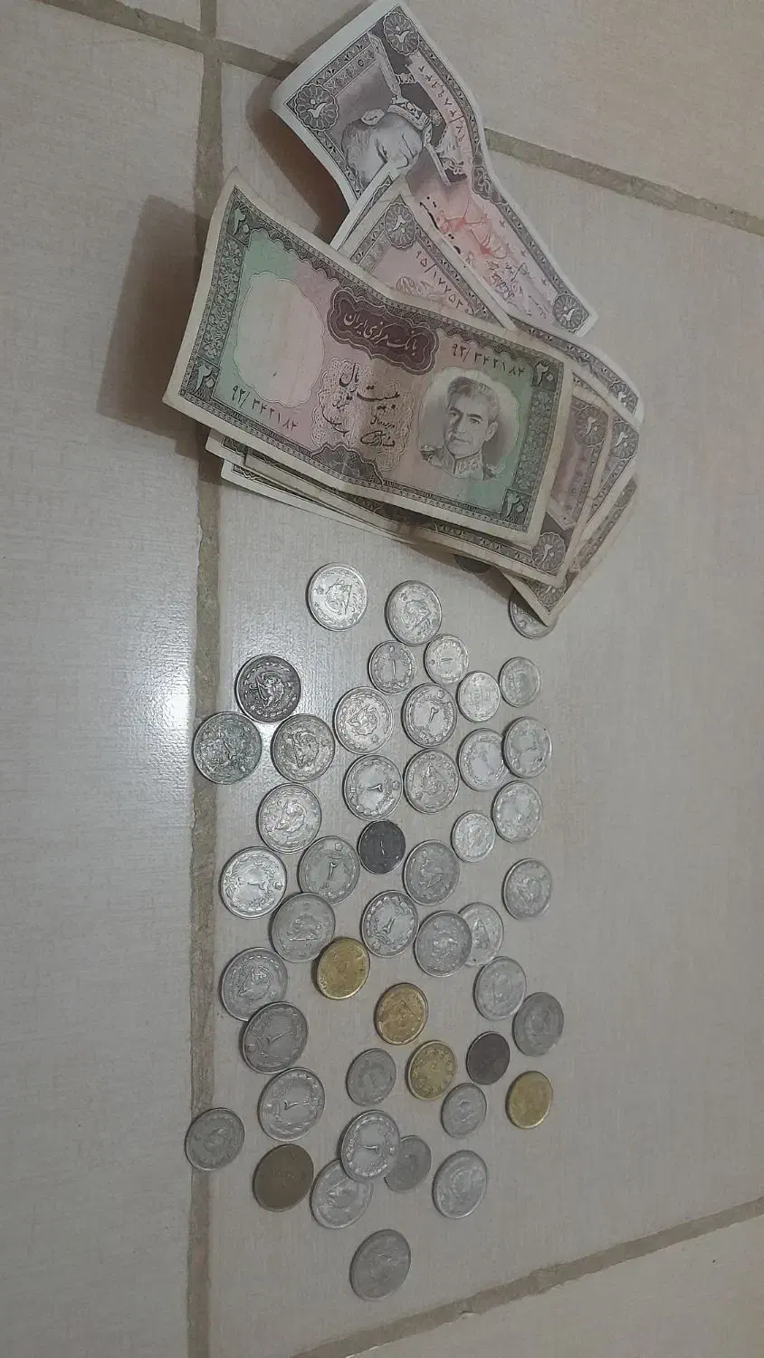 سکه ها محمدرضا شاه و رضا شاه واسکناس|کلکسیون سکه، تمبر، اسکناس|طاهرگوراب, |دیوار