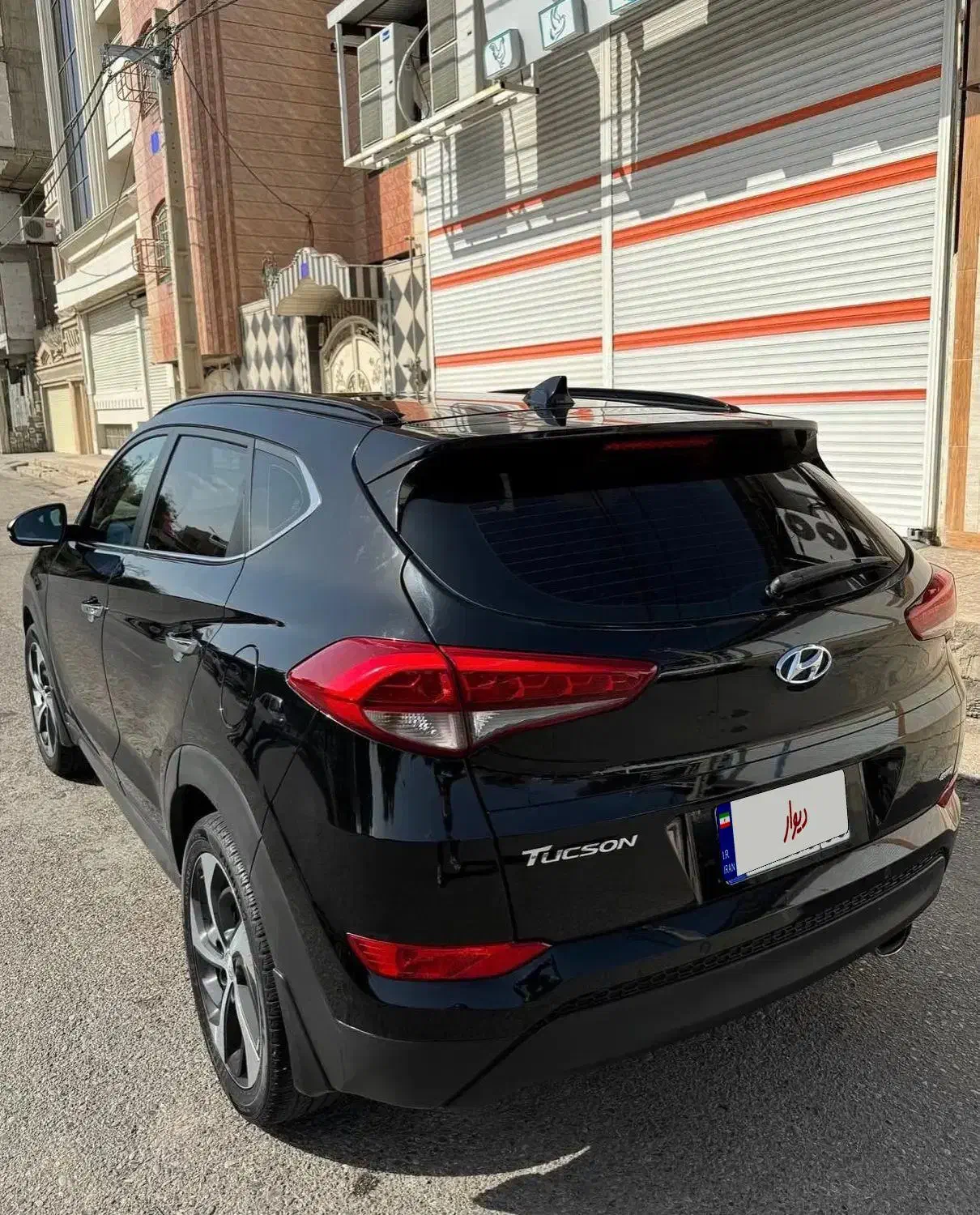 فروش توسان ۲۰۱۷ فول کامل منطقه آزاد|خودرو سواری و وانت|رشت, گلسار|دیوار