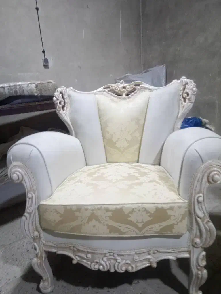 مبل کلاسیک 120تومن نخر فقط 50تومن|مبلمان خانگی و میز عسلی|جاجرود, |دیوار