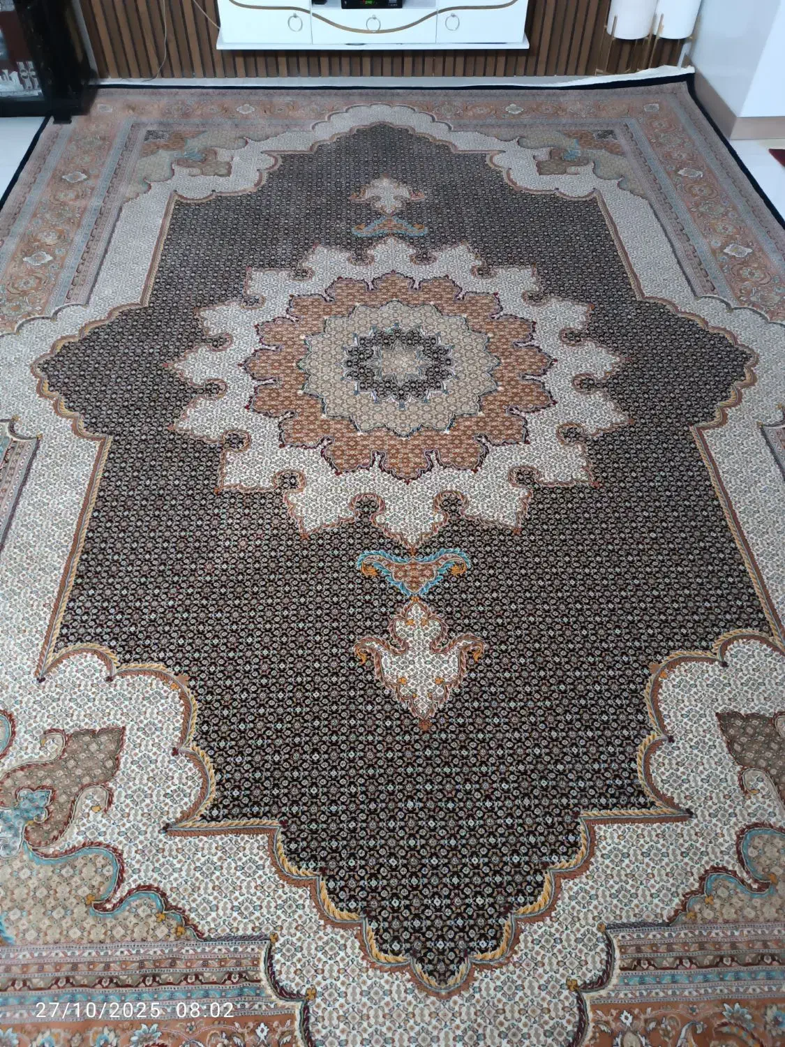 فرش شاه ماهی دستباف گونه|فرش|همدان, |دیوار