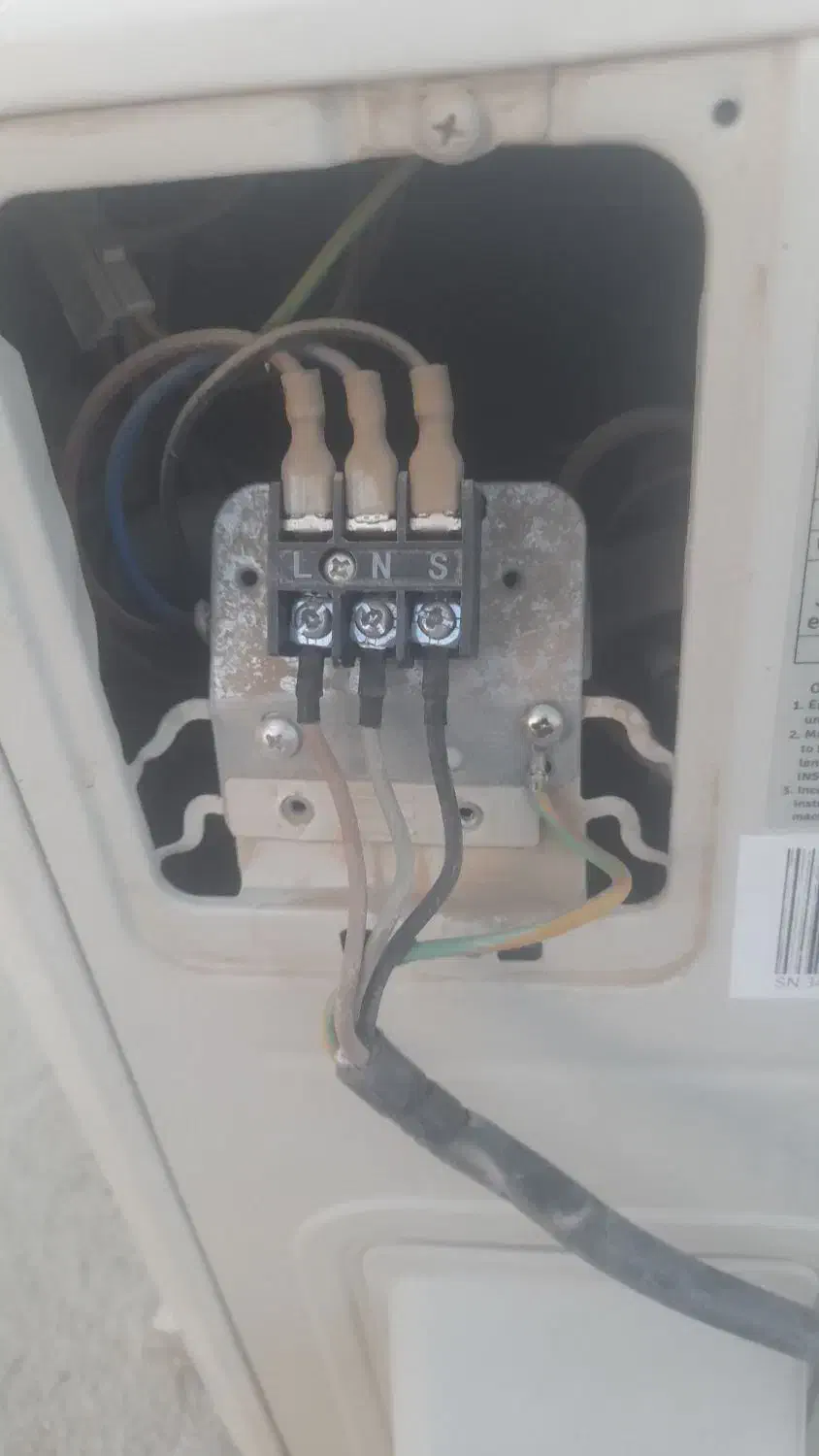 نصب.سرویس.جابه جایی اسپیلت|خدمات پیشه و مهارت|سراوان, |دیوار