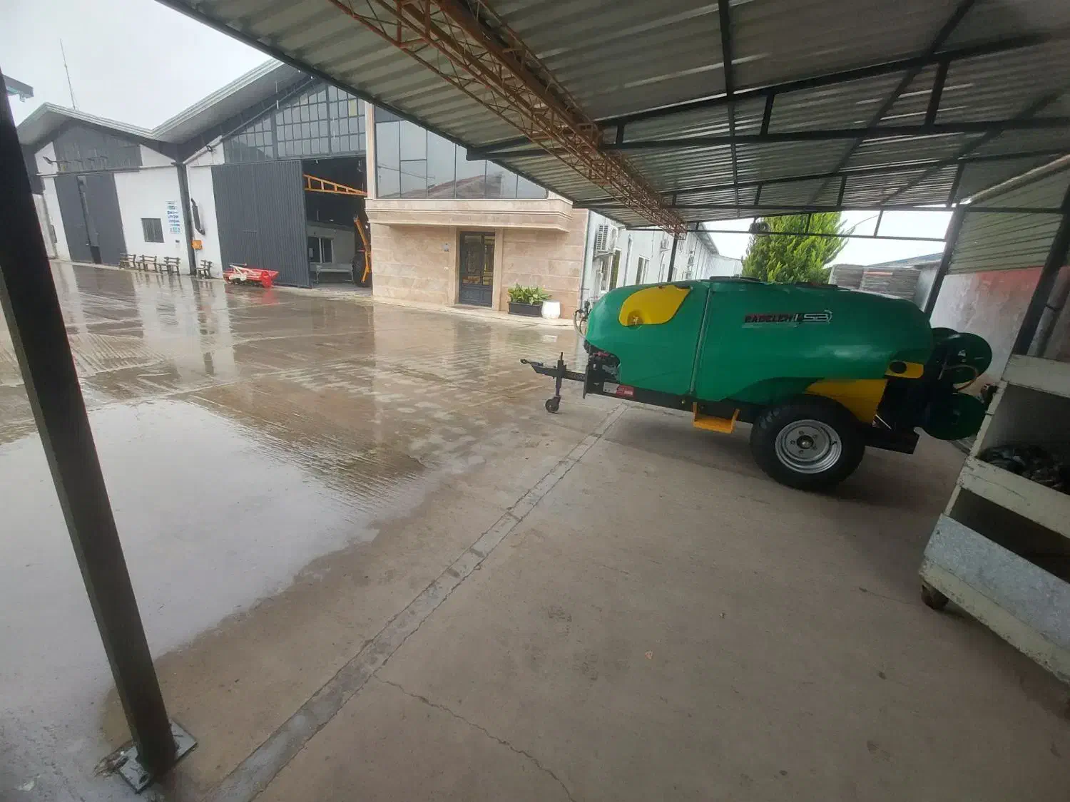 سمپاش بادله ۲هزار لیتری گاردونی|ماشینآلات صنعتی|ساری, |دیوار