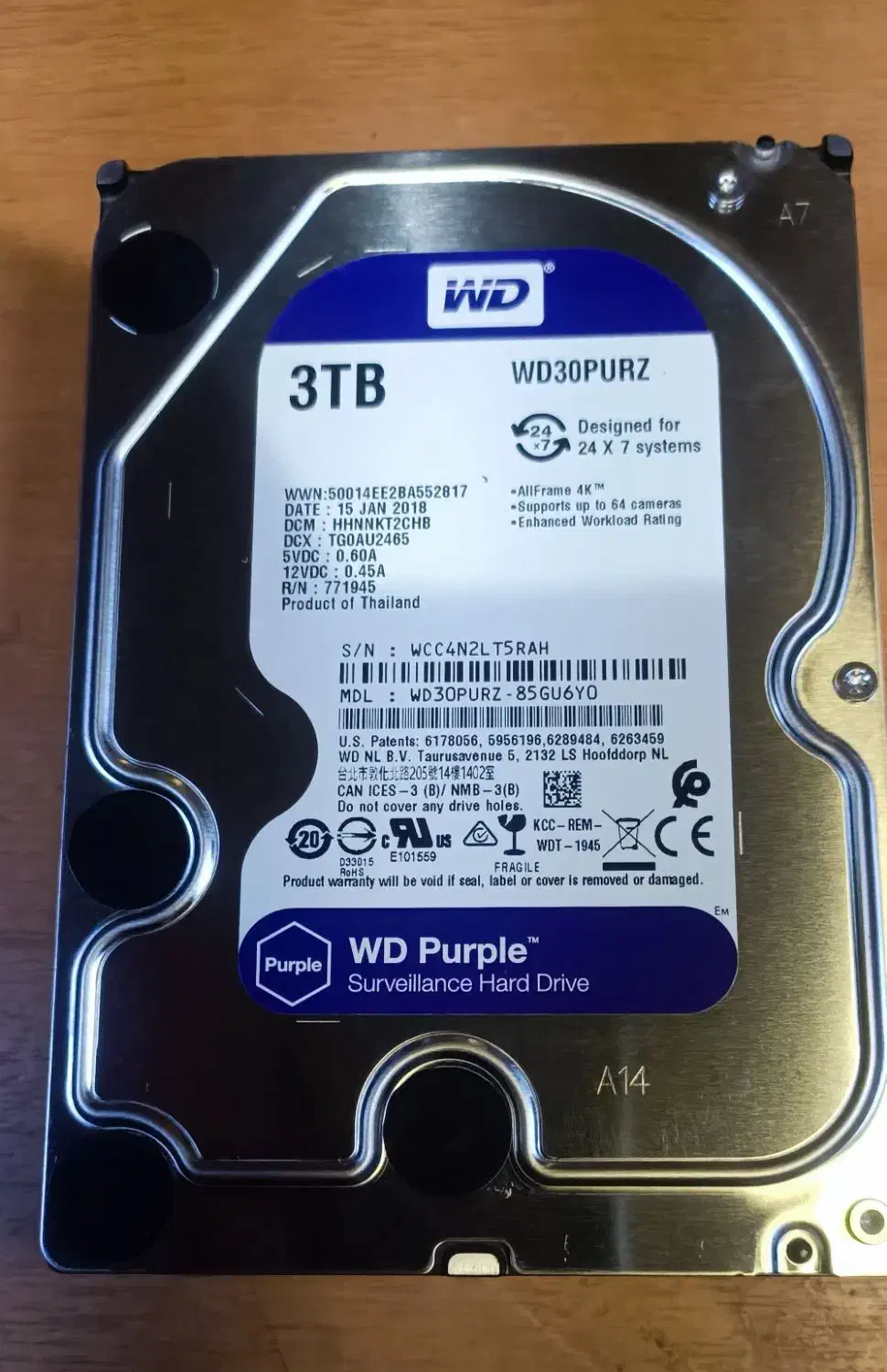 تعدادی هارد ۳ ترا و ۱ ترا بایت بنفش|قطعات و لوازم جانبی رایانه|تهران, استخر|دیوار