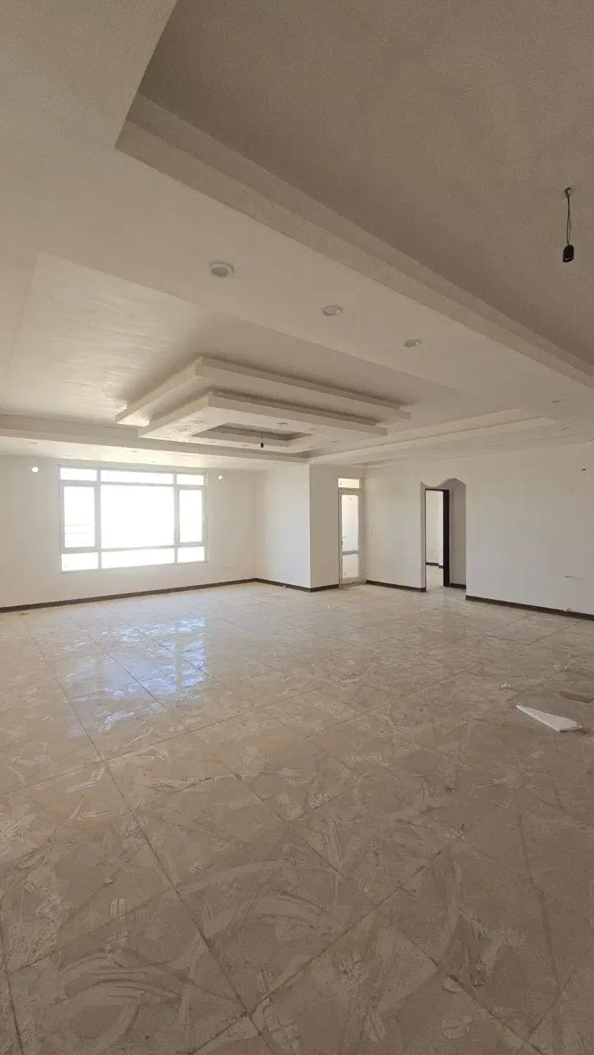 ۱۲۱ متری ۲طرف نورگیر/ کلید نخورده /فلکه دوم|فروش آپارتمان|گلستان (تهران), |دیوار