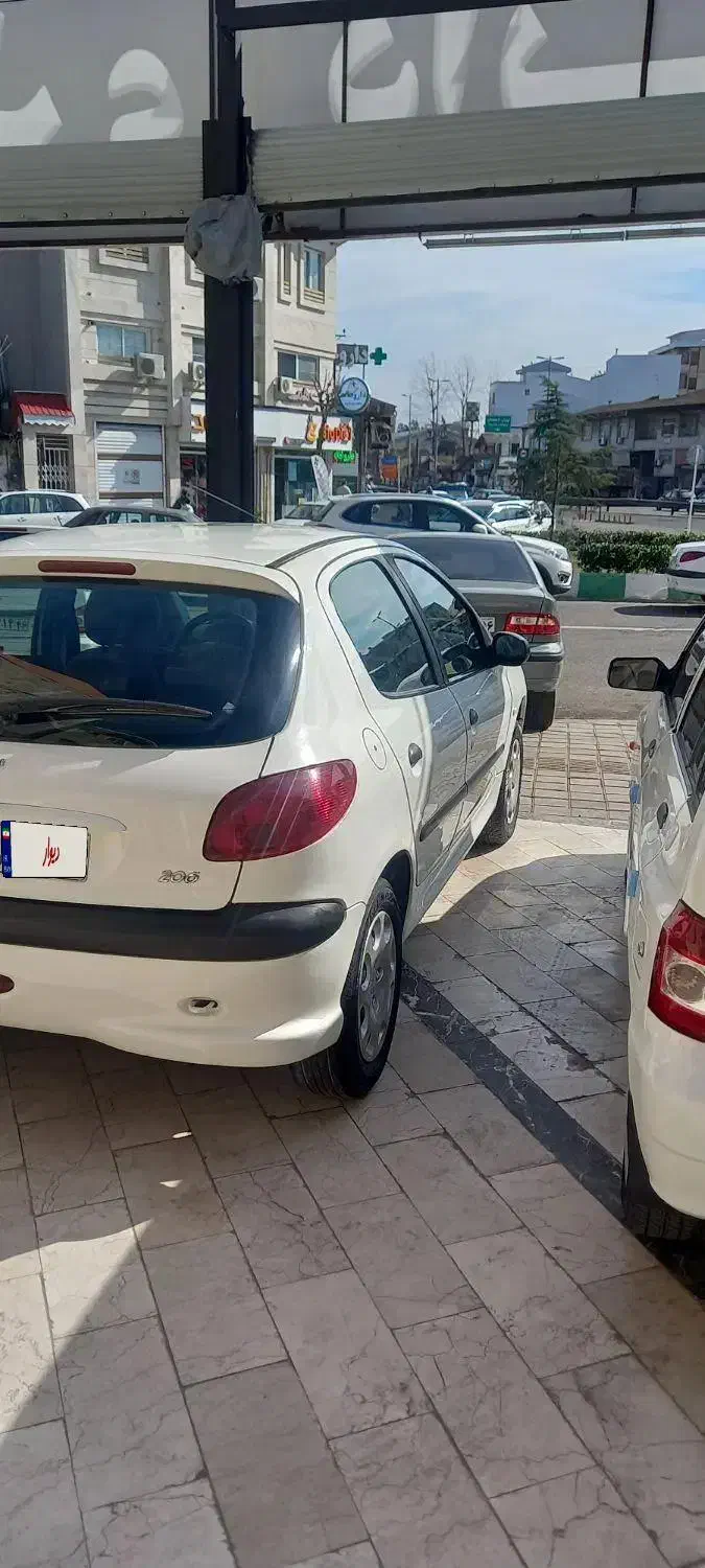 پژو ۲۰۶ تیپ ۲|خودرو سواری و وانت|رشت, استقامت ۱|دیوار