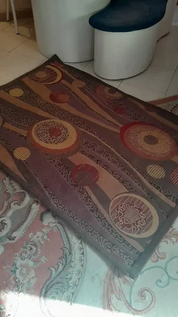 فرش ۲ متری دو عدد همراه با یک پادری اشانتیون|فرش|پرند, فاز ۲|دیوار