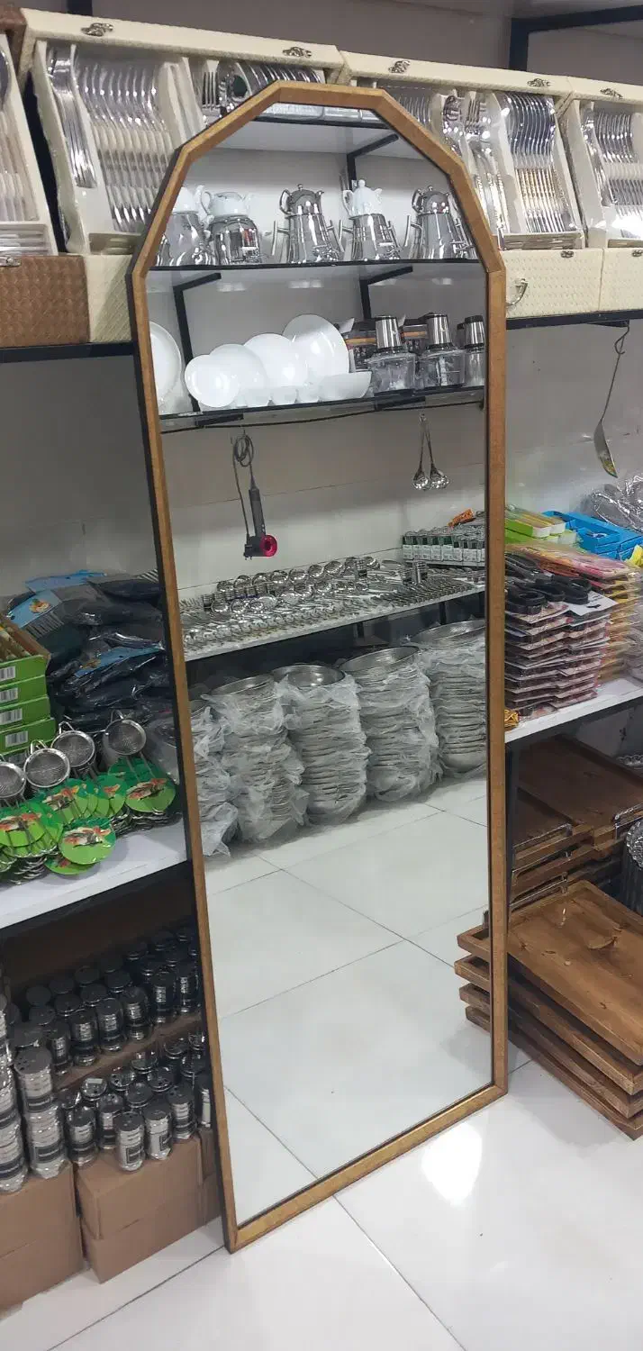 آینه قدی گنبدی هلالی|آینه|گنبد کاووس, |دیوار