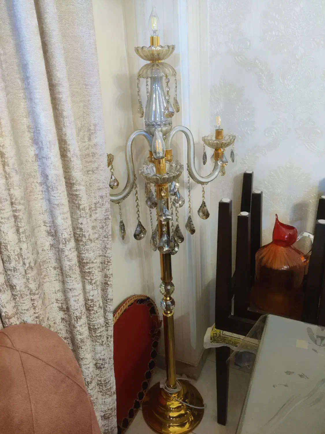 لوستر|لوستر و چراغ آویز|اندیشه, اندیشه فاز ۳|دیوار