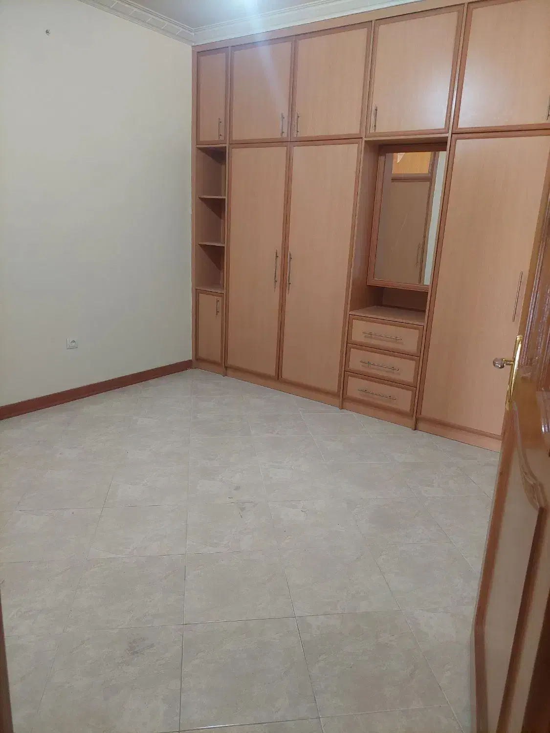 اجاره اپارتمان|اجارهٔ آپارتمان|اصفهان, عباسآباد|دیوار