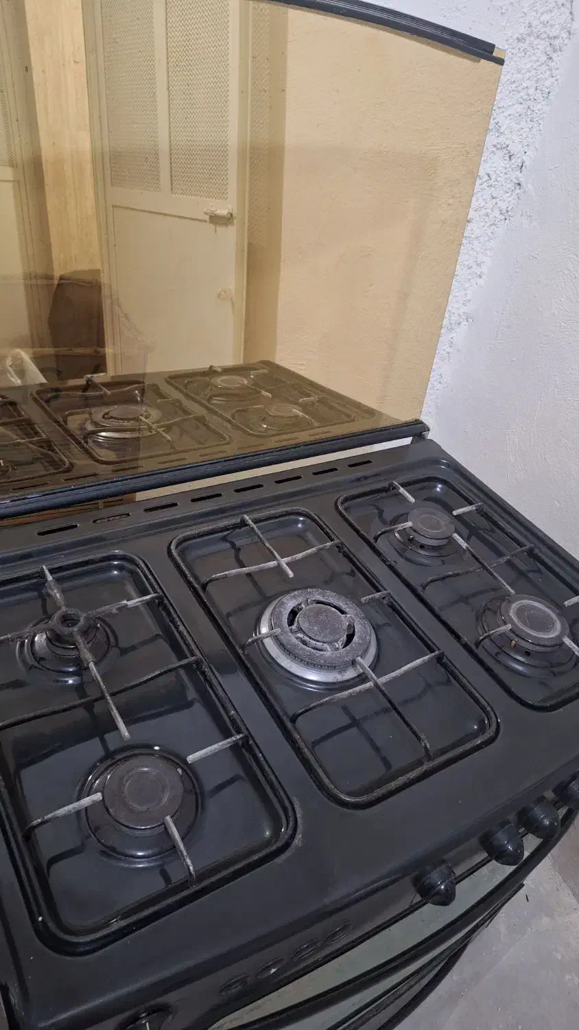 اجاق گاز ۵ شعله فردار|اجاق گاز و لوازم برقی پختوپز|شیراز, شهرک گلدشت حافظ|دیوار