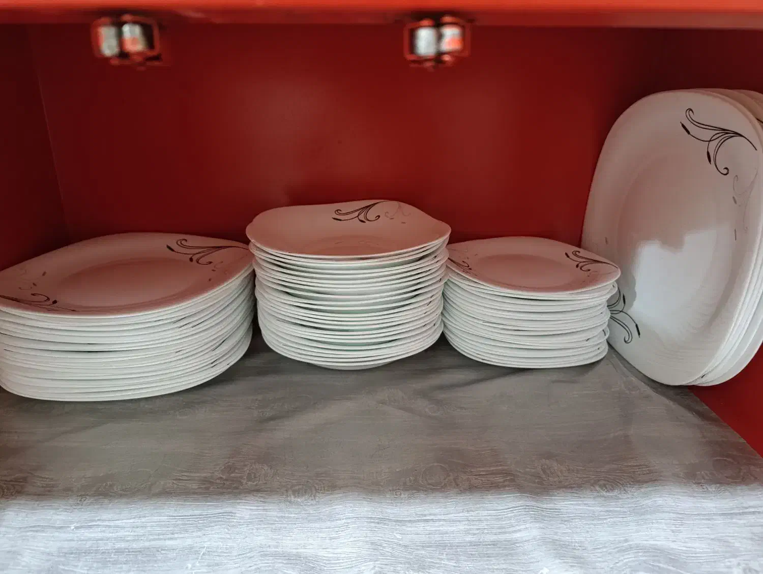 آرکوپال|ظروف سرو و پذیرایی|قرچک, شهرک طلائیه|دیوار