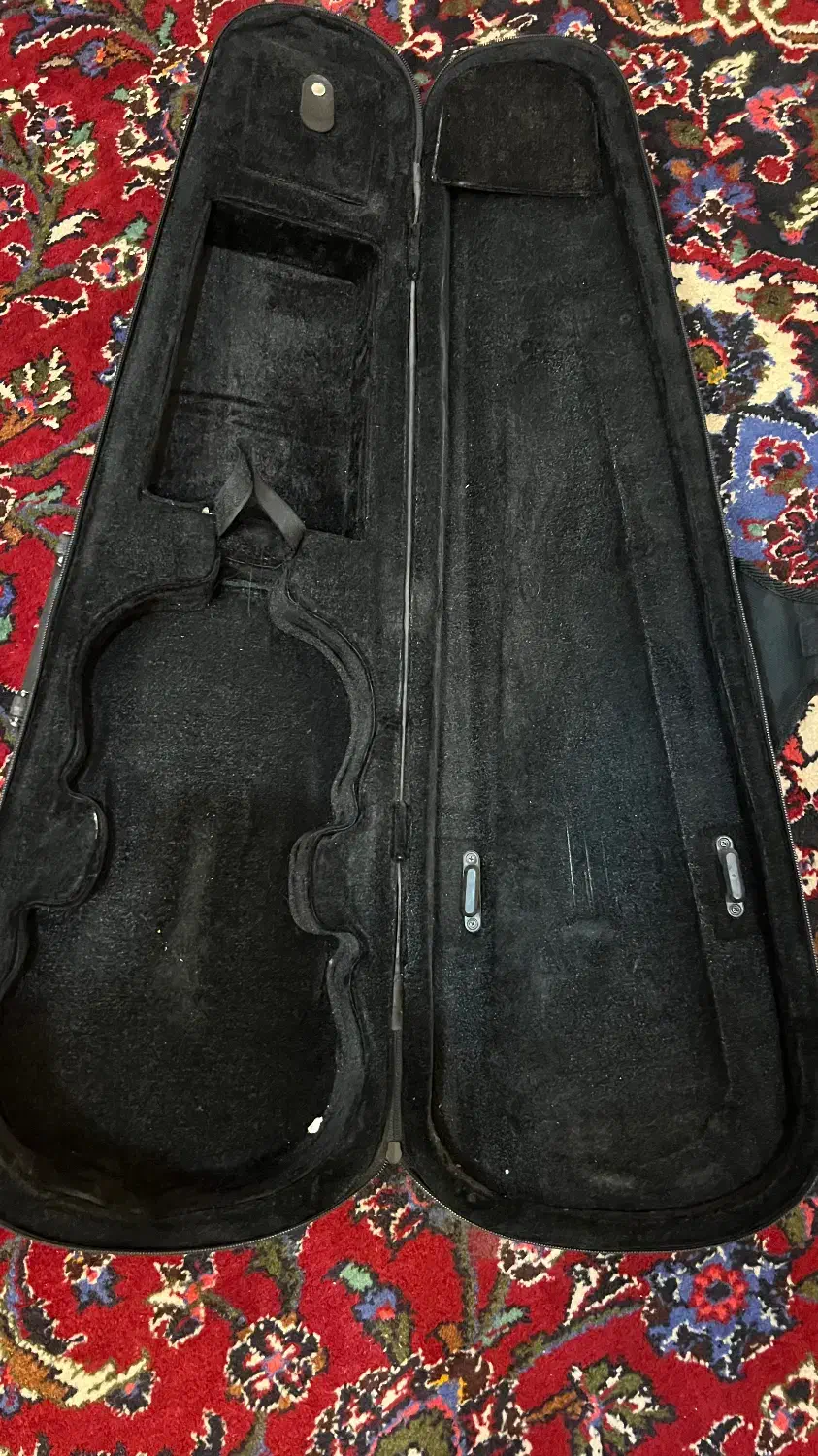 کیف ویلون|ویولن|شیراز, لشکری|دیوار