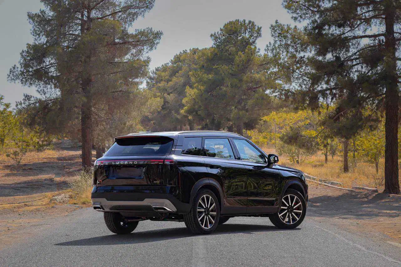 لوکانو L7 مشکی تازه تحویل فول آپشن|خودرو سواری و وانت|بوشهر, |دیوار