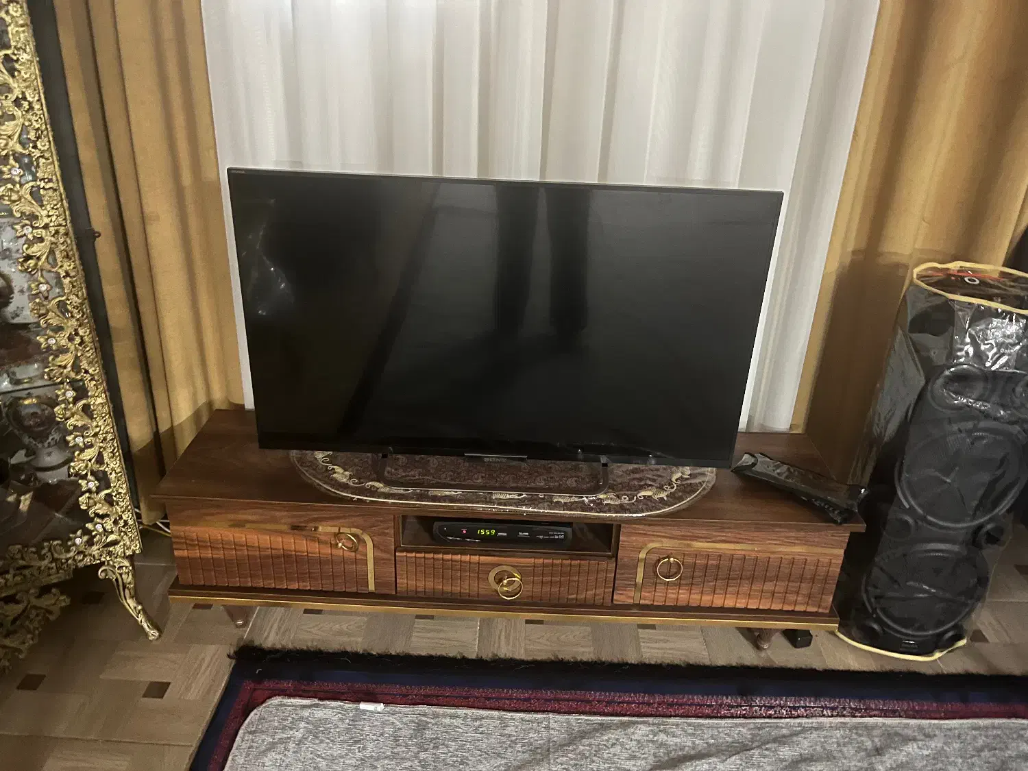 تلویزیون|تلویزیون و پروژکتور|یزد, |دیوار