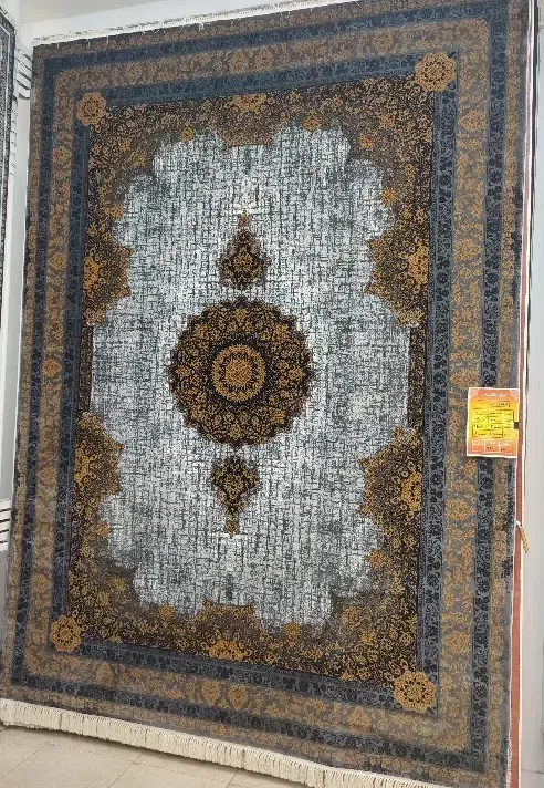 فرش 700شانه  قیمت کارخانه|فرش|آستانه اشرفیه, |دیوار