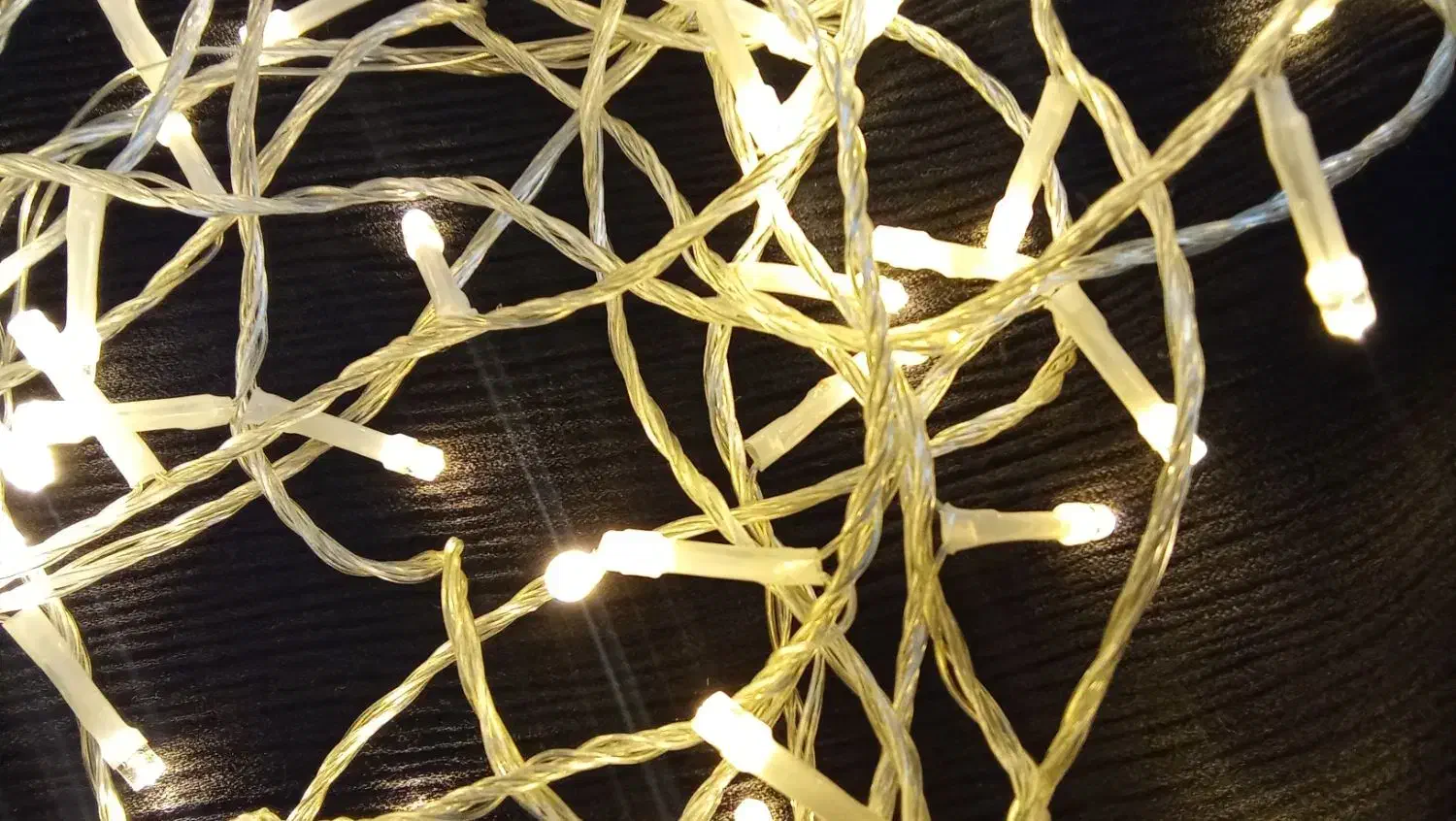 ریسه ده متری|ریسه و چراغ تزئینی|قم, زاویه|دیوار