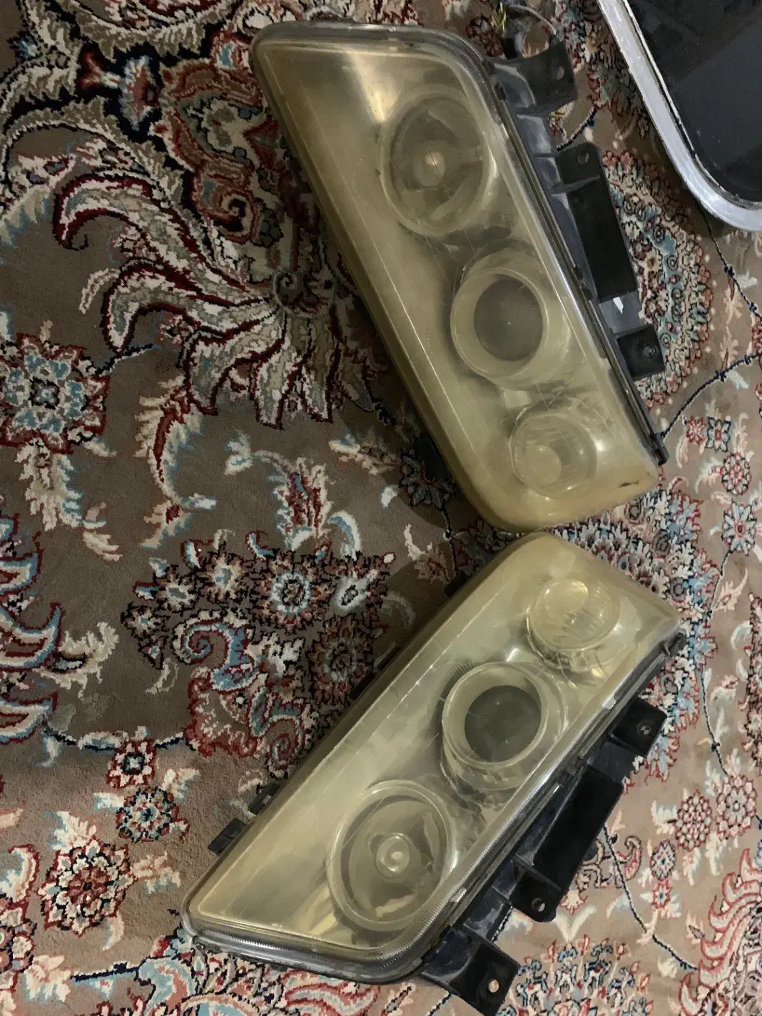 تعدادی لوازم ماشین چراغ slx و|قطعات یدکی و لوازم جانبی|کاشان, قطب راوندی|دیوار